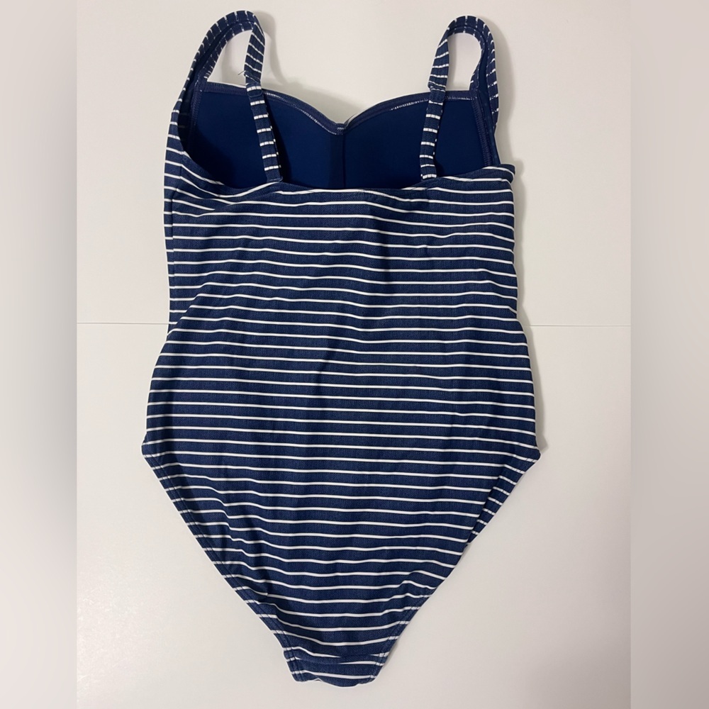Nip Tuck Swimsuit One-Piece Swimsuit Size 10 Navy White Striped Summer - Picture 4 of 4